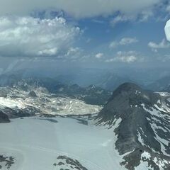 Flugwegposition um 11:22:39: Aufgenommen in der Nähe von Gemeinde Ramsau am Dachstein, 8972, Österreich in 2816 Meter